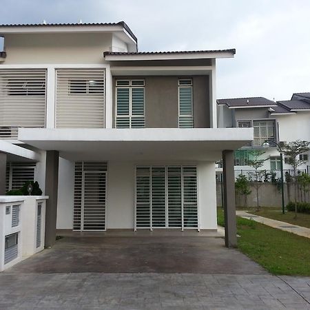 Masayu Putrajaya Homestay Екстер'єр фото